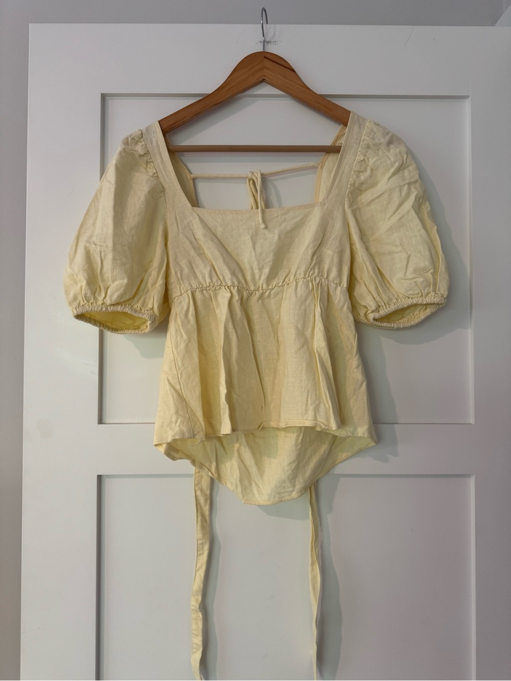 H&M Light Yellow Square Neck Puff Sleeve Peplum Top